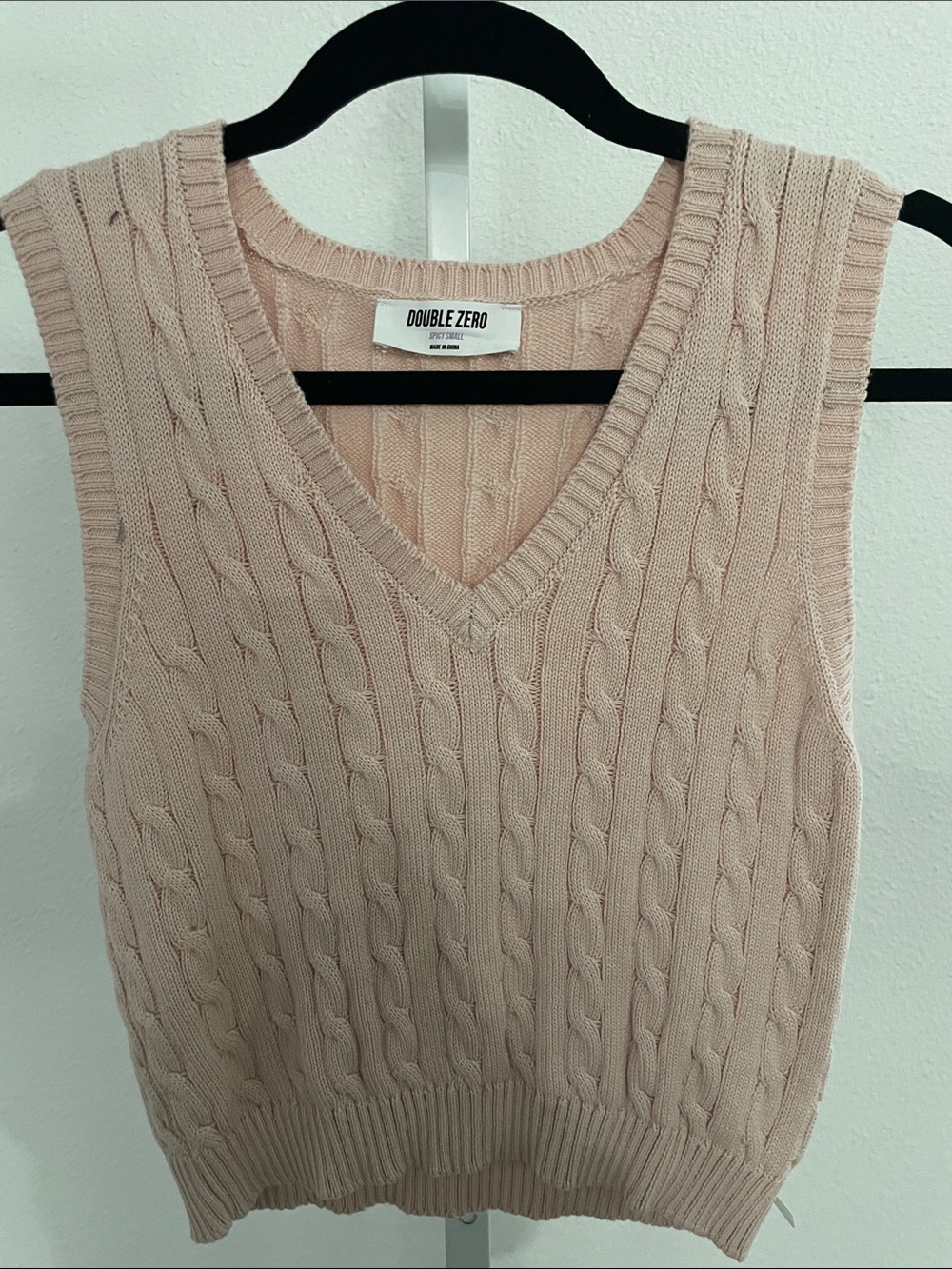 Double Zero Light Blush Cable-Knit V-Neck Sweater Vest